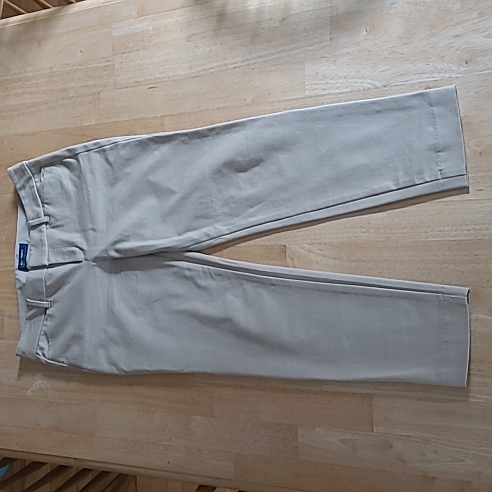 Old Navy mid rise pixie pants